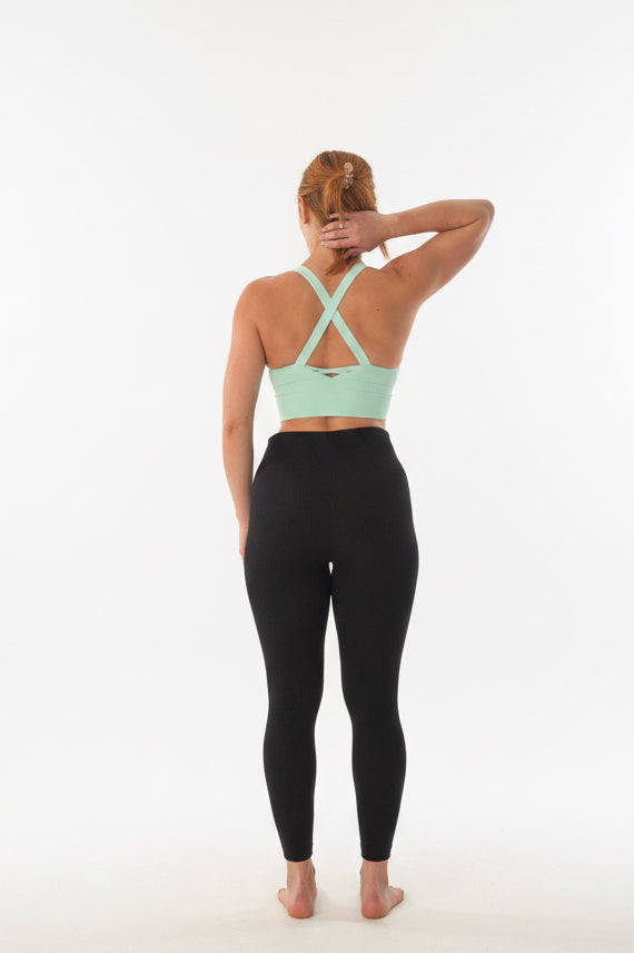 Top Antonella disponible en 3 colores $15.990